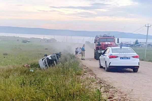 В Хакасии при опрокидывании автобуса пассажирка получила скальпированную рану