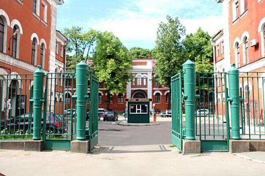 Высоковольтный стенд молниевого разряда покажут на форуме «Армия»